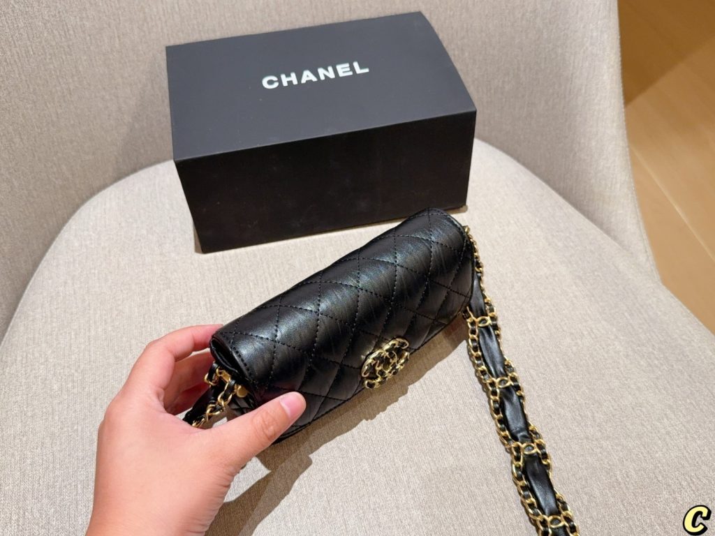 高級感のある CHANEL ミニショルダー ブラック 1色入 🖤 - 画像 7