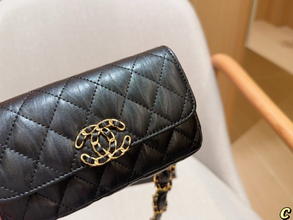 高級感のある CHANEL ミニショルダー ブラック 1色入 🖤 - 画像 8