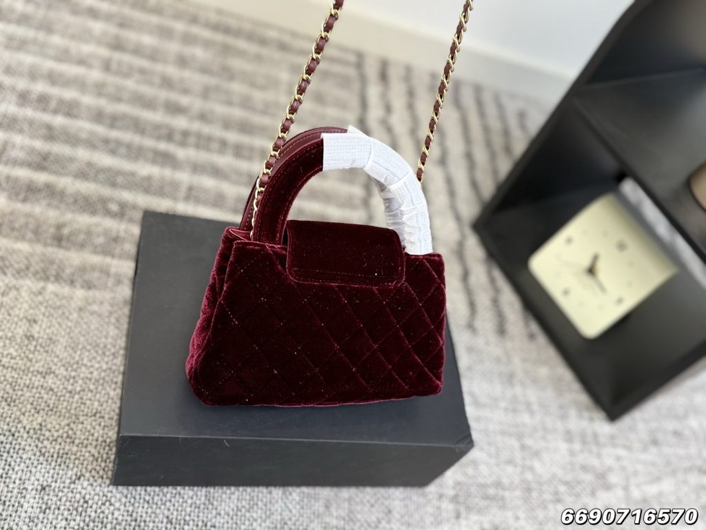 ✨ Chanel ヴェルヴェットミニバッグ 5色入 💐 - 画像 8