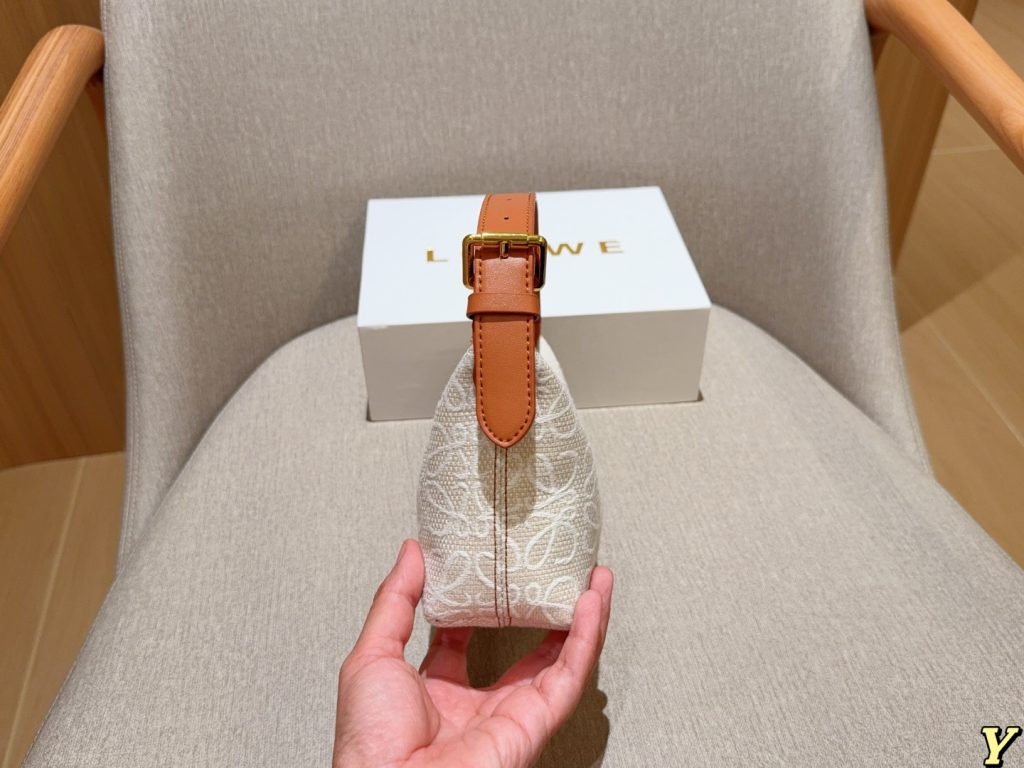 ロエベのハンドバッグ 1色入 🌸 - 画像 5
