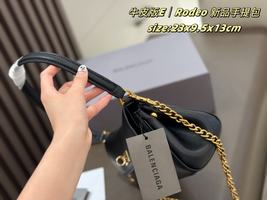 バレンシアガ ロデオ ハンドバッグ 黒 1色入 💼 - 画像 3