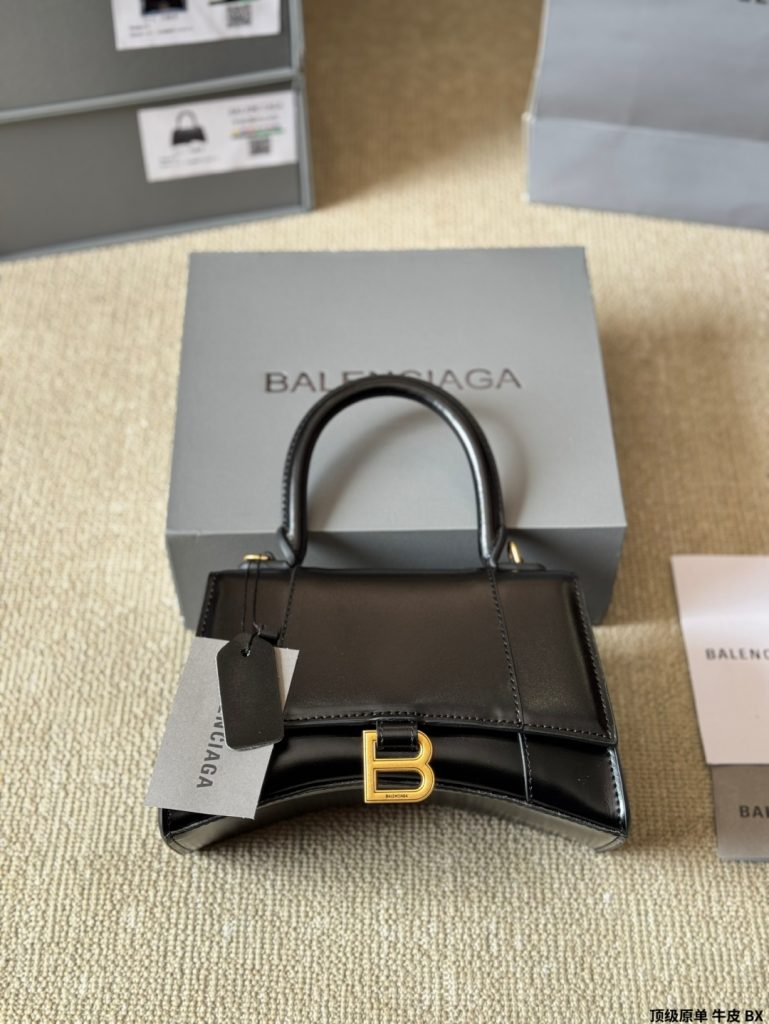 BALenciaga バッグ ブラック 1色入 💼✨ - 画像 8