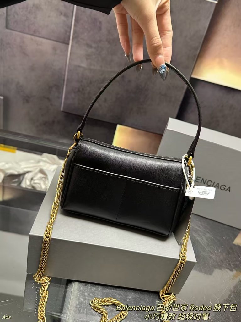 Balenciaga ロデオ 肩掛けバッグ 黒 1色入 🖤 - 画像 7