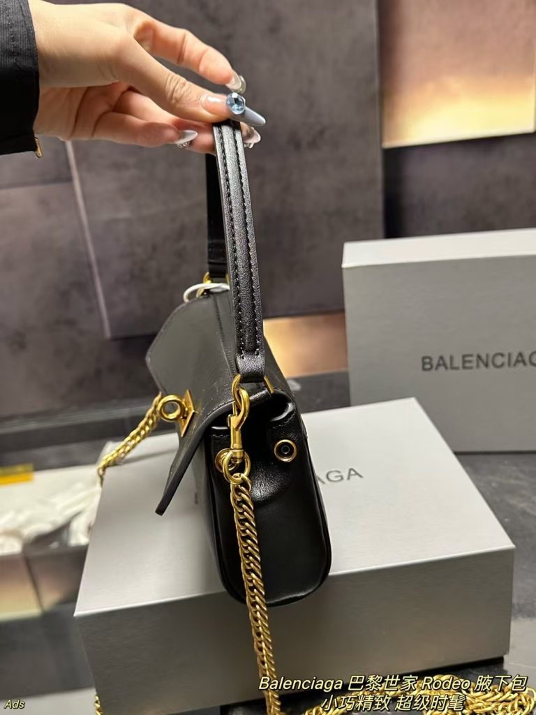 Balenciaga ロデオ 肩掛けバッグ 黒 1色入 🖤 - 画像 8