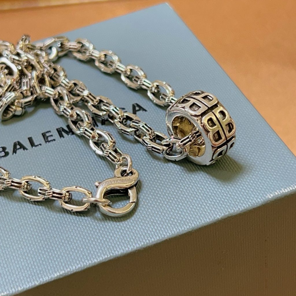 BALenciaga ネックレス メンズ ロゴ チェーン 2色入 💎 - 画像 2