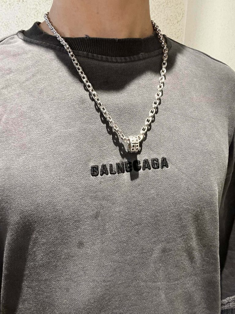 BALenciaga ネックレス メンズ ロゴ チェーン 2色入 💎 - 画像 3