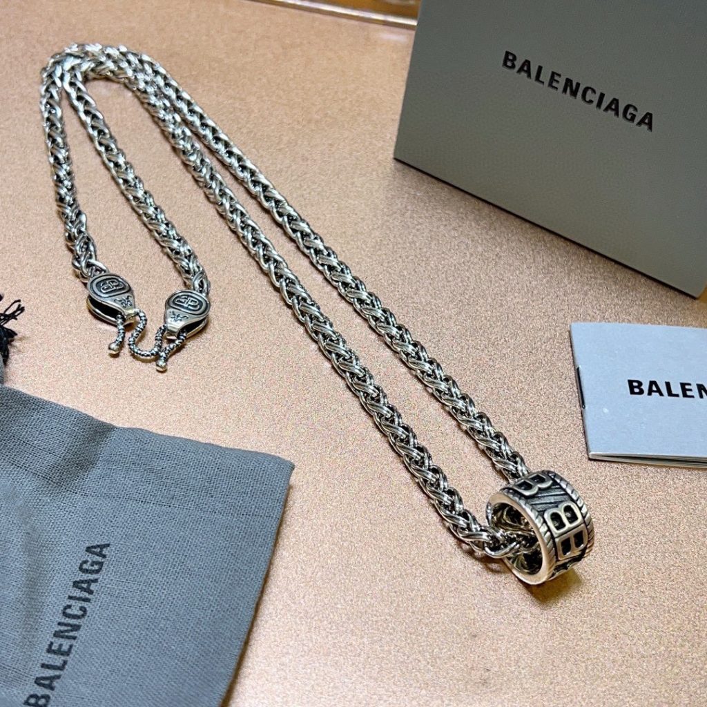 BALenciaga ネックレス 2種類入 ✨ おしゃれなシルバー メンズアクセサリー - 画像 8