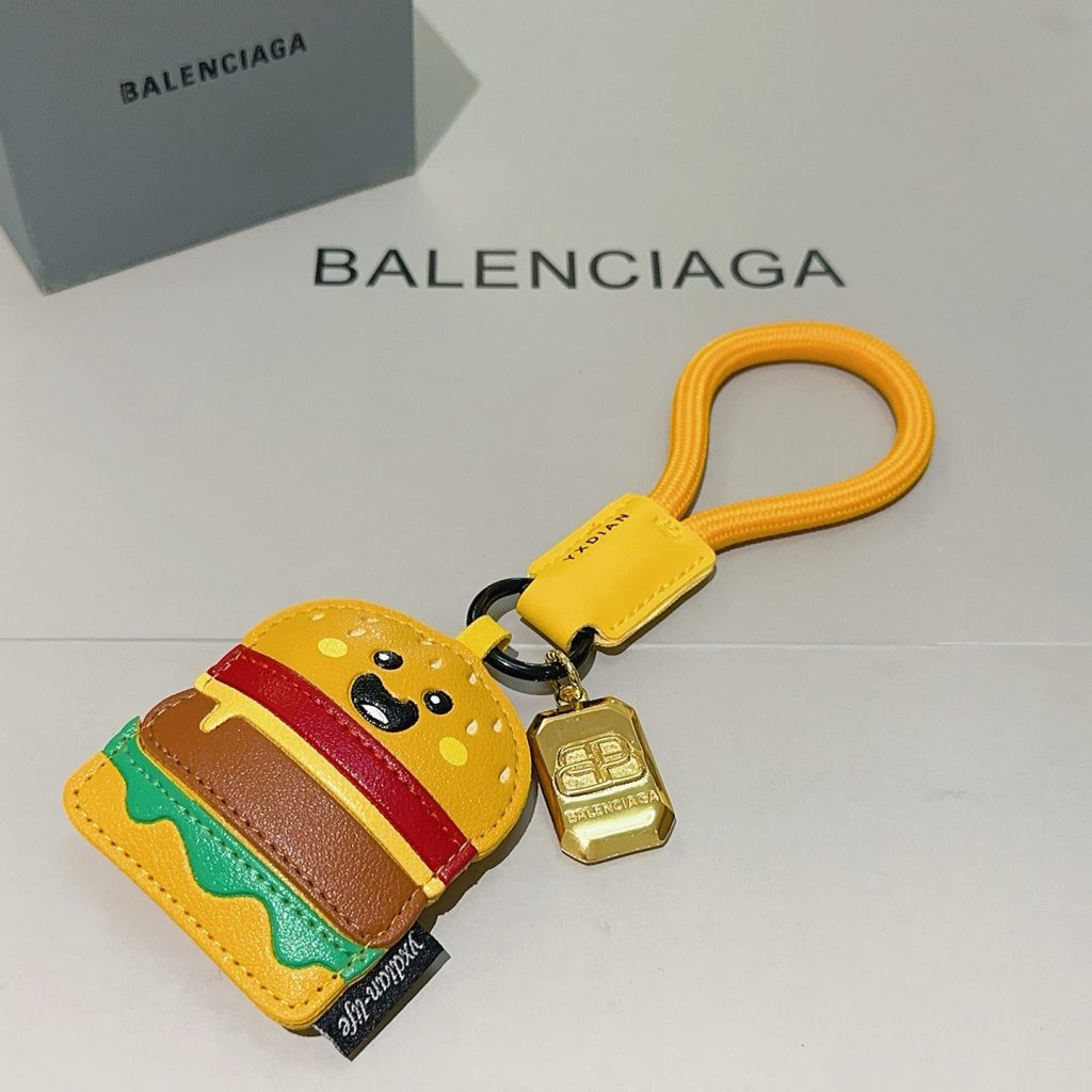 バレンシアガ ハンバーガーデザイン キーホルダー 1色入 🍔 - 画像 5