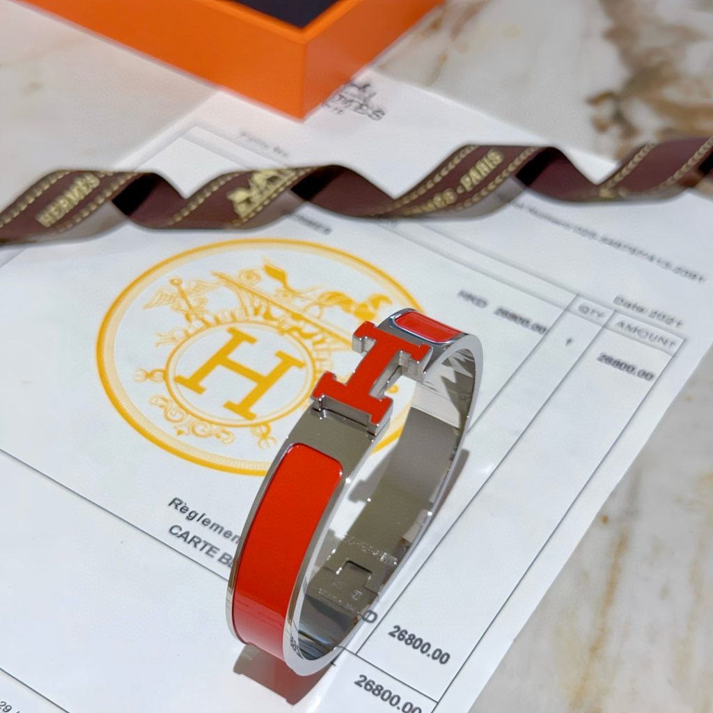 エレガントな HERMES ブレスレット レッド 1色入 💎 - 画像 8