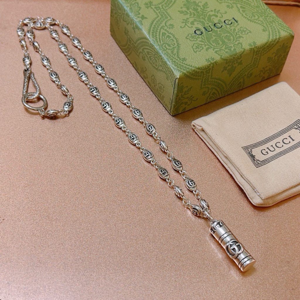 GUCCI ネックレス シルバー 2色入 💎 - 画像 2