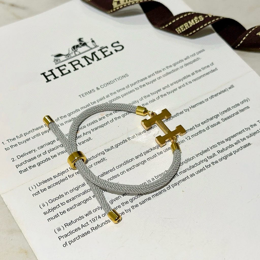 エレガントな HERMÈS ブレスレット グレー 1色入 💎 - 画像 7