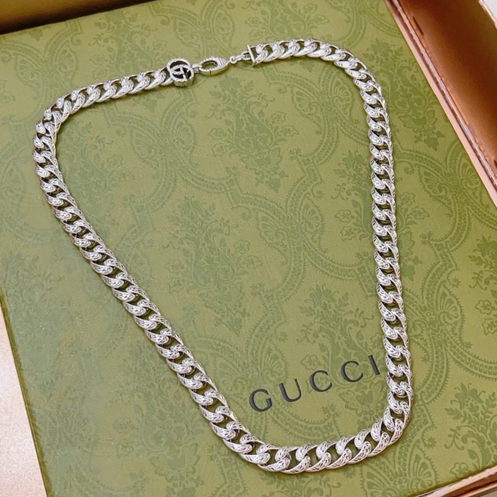 高級 GUCCI ネックレス 銀色 1本入 💎 - 画像 5