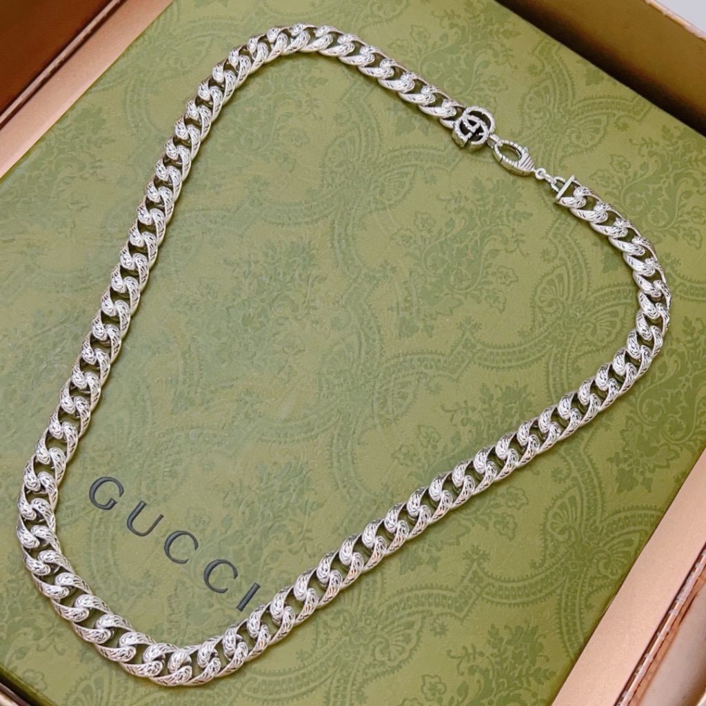 高級 GUCCI ネックレス 銀色 1本入 💎 - 画像 6