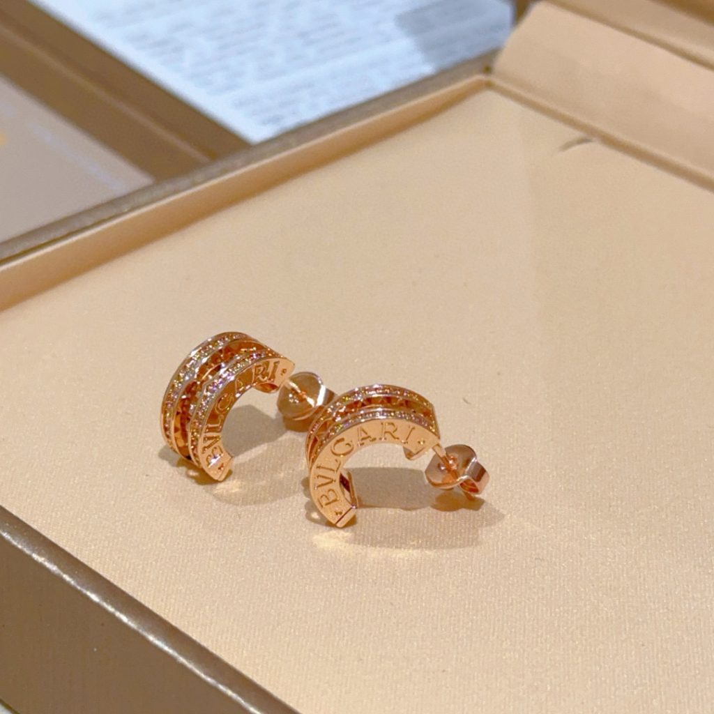 プレミアムな BVLGARI ピアス 3色入 💖 - 画像 2