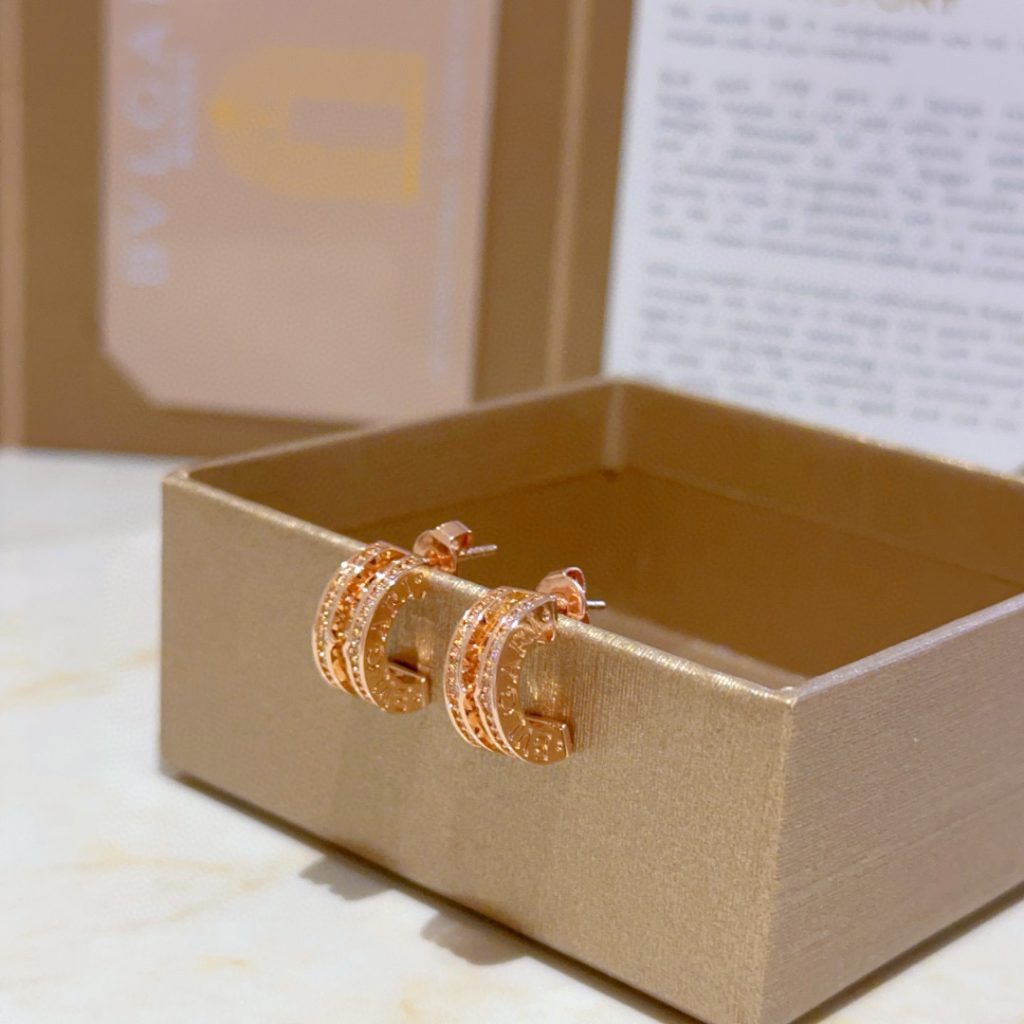 プレミアムな BVLGARI ピアス 3色入 💖 - 画像 6