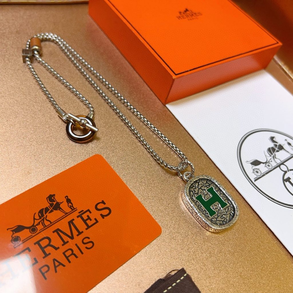 エルメス ネックレス シルバー ダイアモンド デザイン 1色入 💎 - 画像 4