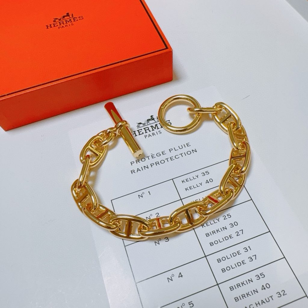 エレガントな HERMES ブレスレット ゴールド 1色入 💎 - 画像 4