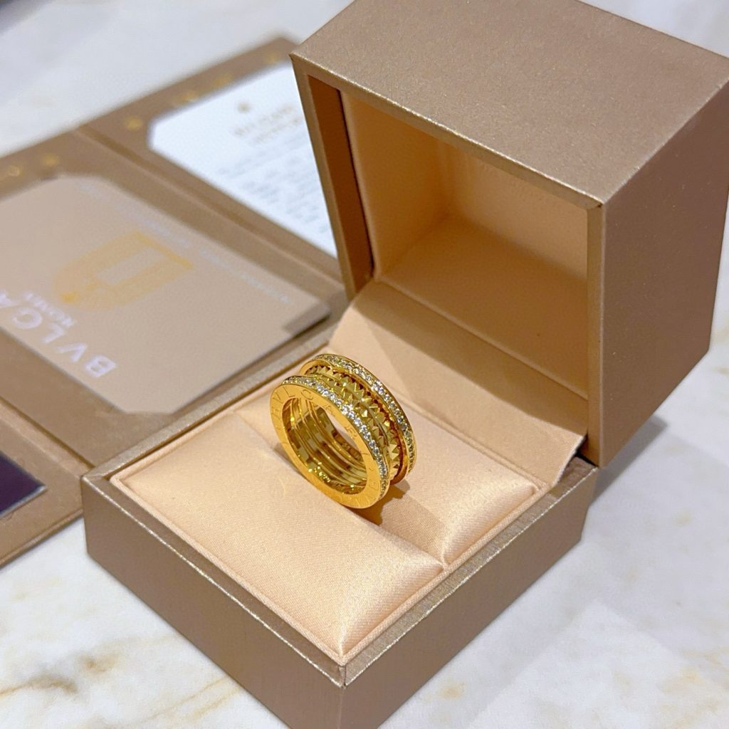 BVLGARI B.ZERO1 ロック ダイヤモンド リング 2本重ね 金 classic 💎 - 画像 5