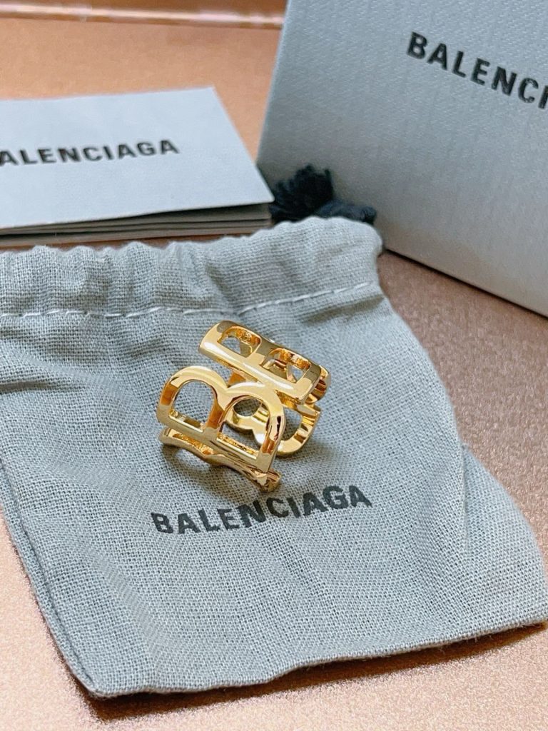 BALENCIAGA リング ゴールド 1色入 💎 - 画像 2