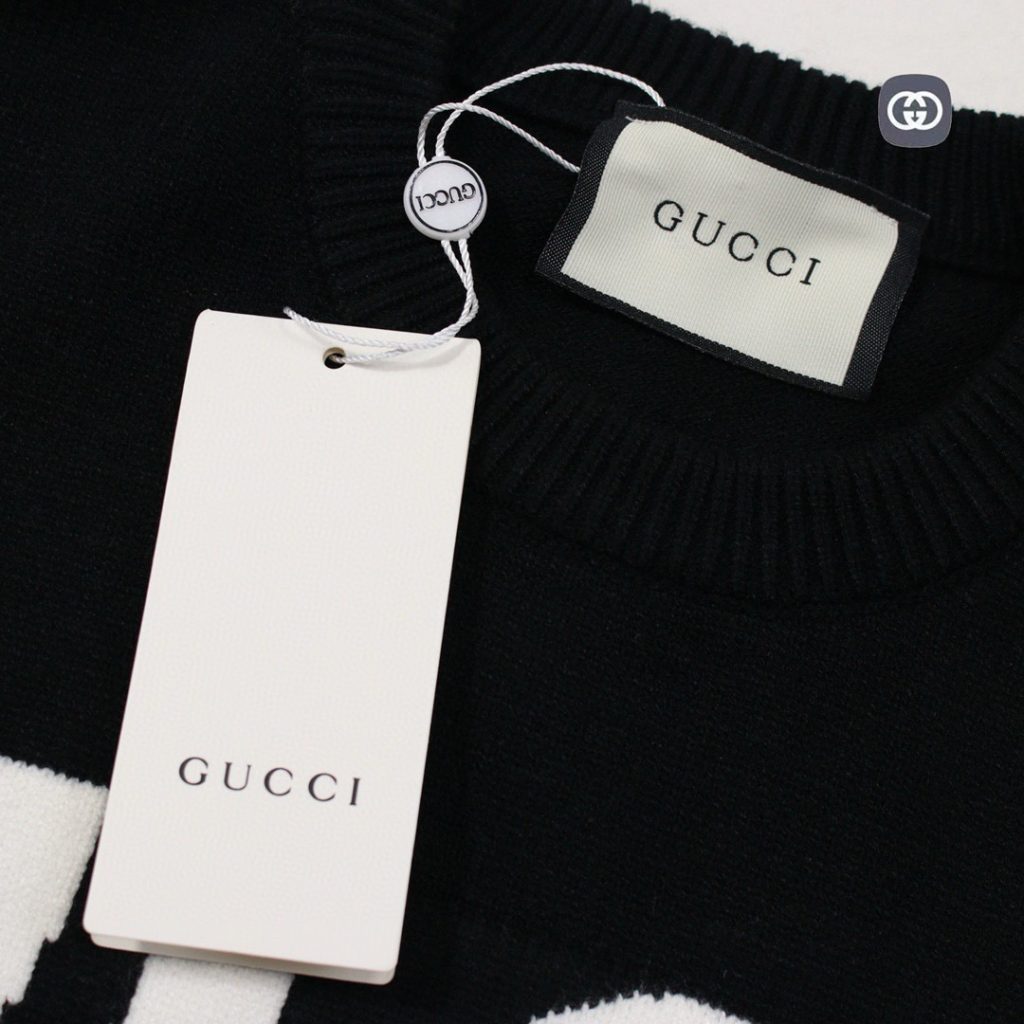 GucciGUCCI ニットセーター ブラック ロゴデザイン 1色 - 画像 7
