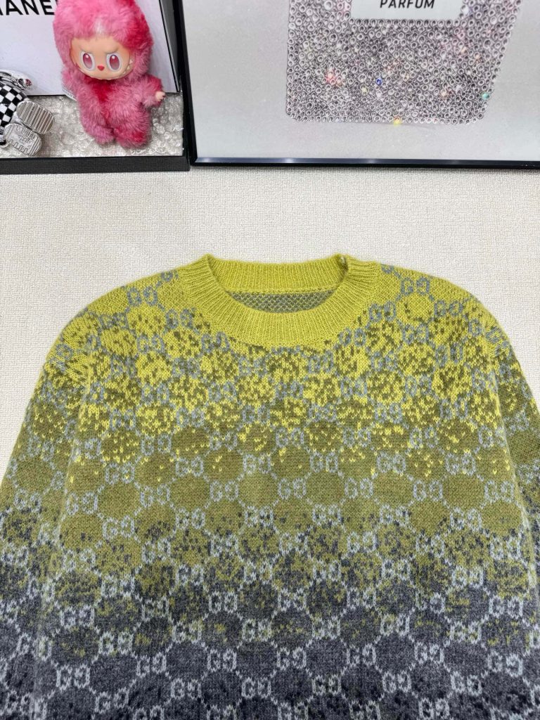 GUCCI ニット 3色入 グラデーション柄 レディース - 画像 3