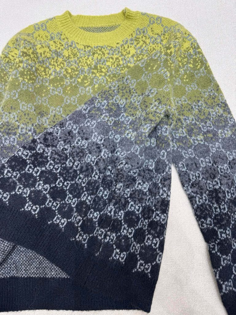 GUCCI ニット 3色入 グラデーション柄 レディース - 画像 4