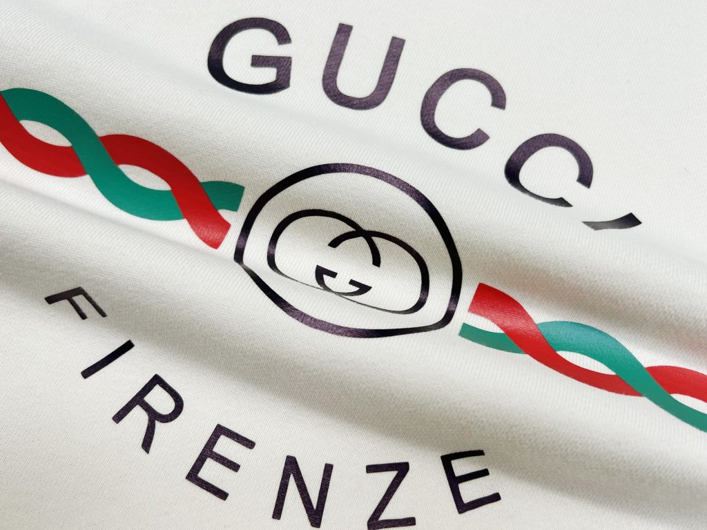 GUCCI ロゴプリントスウェットシャツ ホワイト 1色入 - 画像 5
