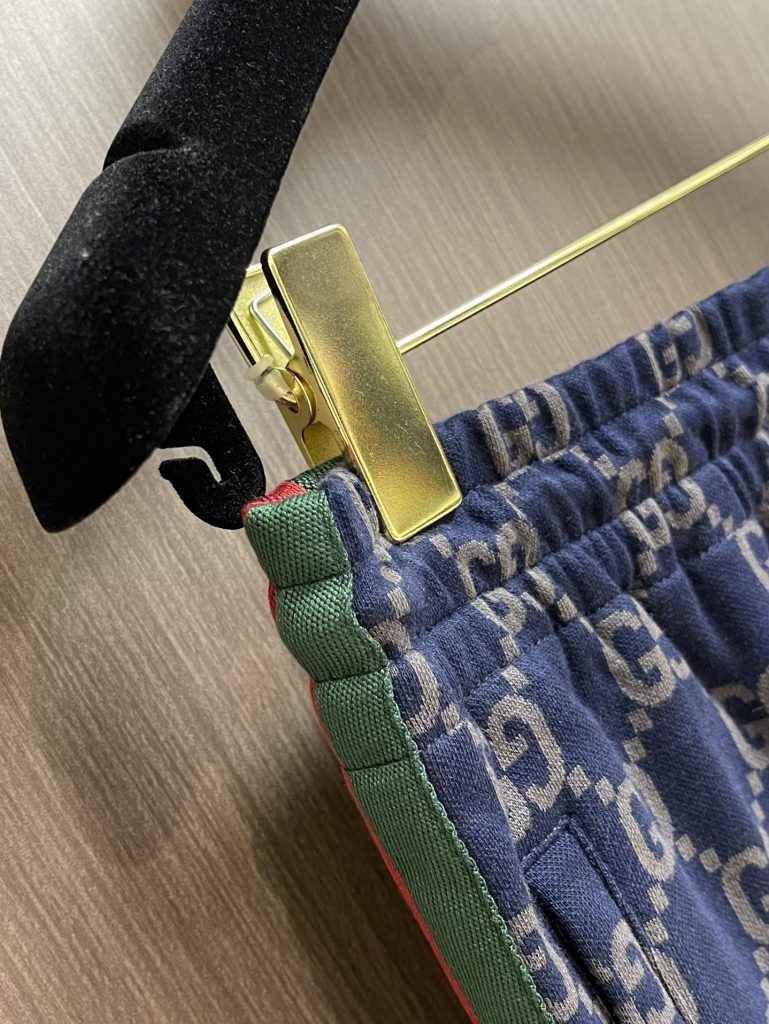 GUCCI メンズ ジップパンツ ブルー 1色 - 画像 5