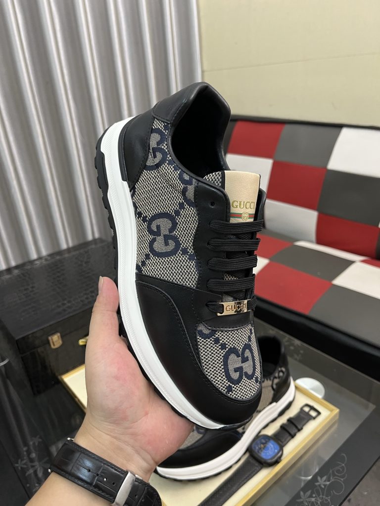 GUCCI メンズ スニーカー ブラック グレー デザイン 2色入 ✨ - 画像 4