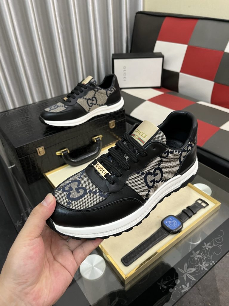 GUCCI メンズ スニーカー ブラック グレー デザイン 2色入 ✨ - 画像 5