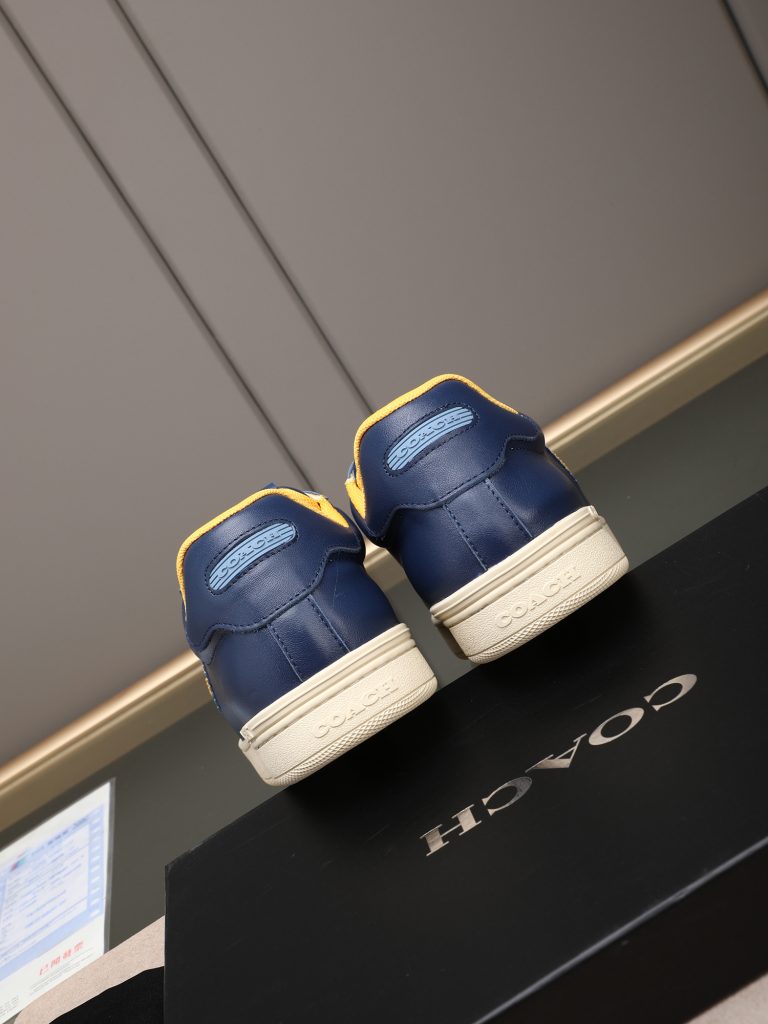 COACH メンズ スニーカー ブルーより黄色のアクセントが映える 4色入 🥾 - 画像 5