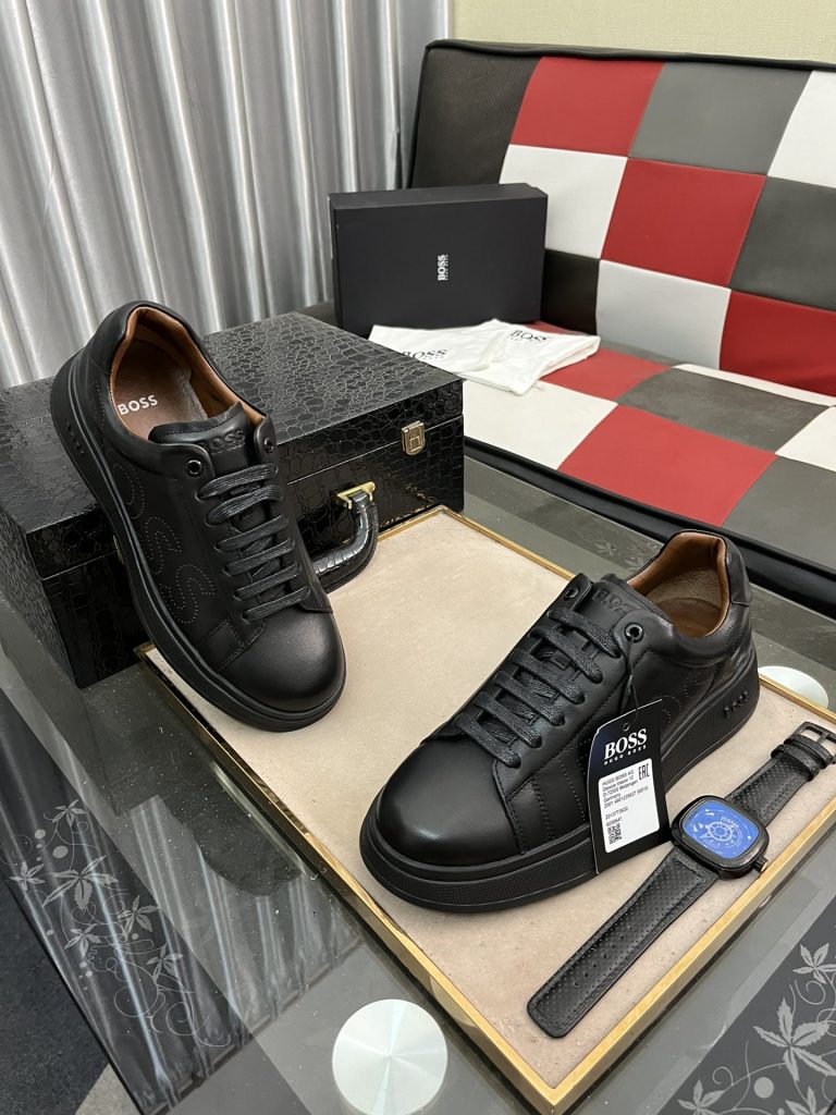 HUGO BOSS 男性用 レザースニーカー ブラック 1色入 🖤 高級感のあるスタイリッシュなデザイン ファッション性と快適さを兼ね備えた一足 - 画像 3