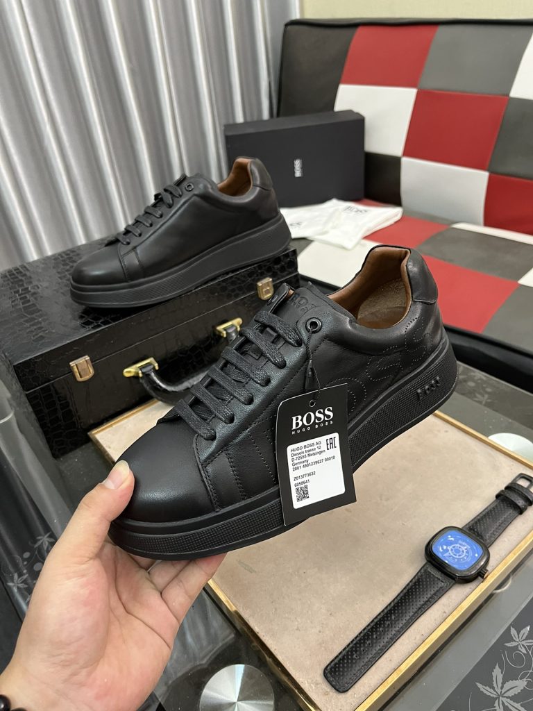 HUGO BOSS 男性用 レザースニーカー ブラック 1色入 🖤 高級感のあるスタイリッシュなデザイン ファッション性と快適さを兼ね備えた一足 - 画像 5