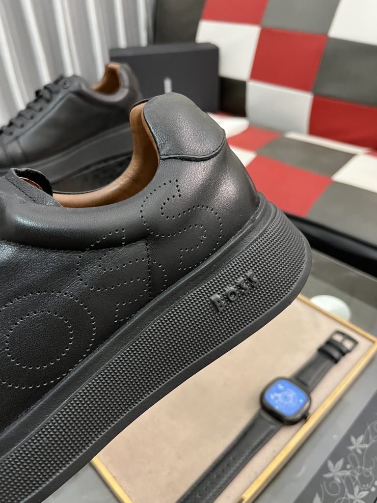 HUGO BOSS 男性用 レザースニーカー ブラック 1色入 🖤 高級感のあるスタイリッシュなデザイン ファッション性と快適さを兼ね備えた一足 - 画像 7