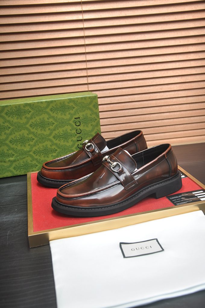 GUCCI メンズ ローファー ブラウン 本革 ファッション ビジネスシューズ 1足 162字 - 画像 3