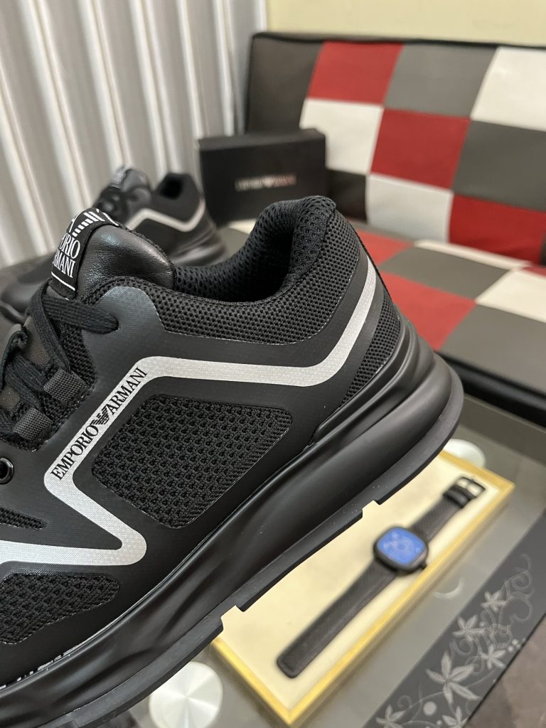 EMPORIO ARMANI メンズ スニーカー 5色展開 黒 メッシュ素材 軽量設計 2024年新作 🥿 - 画像 7
