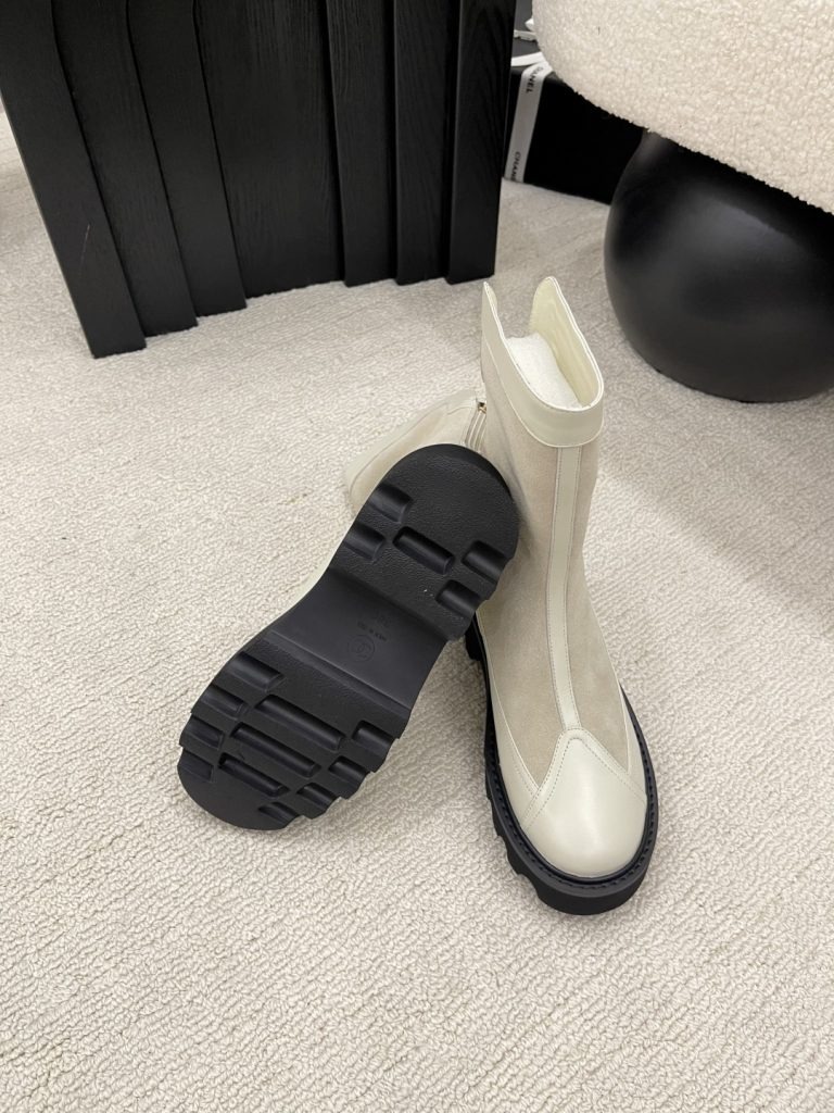エレガントな CHANEL レディース ブーツ 2色 ブラック ホワイト 36-41 サイズ サイドジップ ファッション ブーツ 2023秋冬 新作 - 画像 2