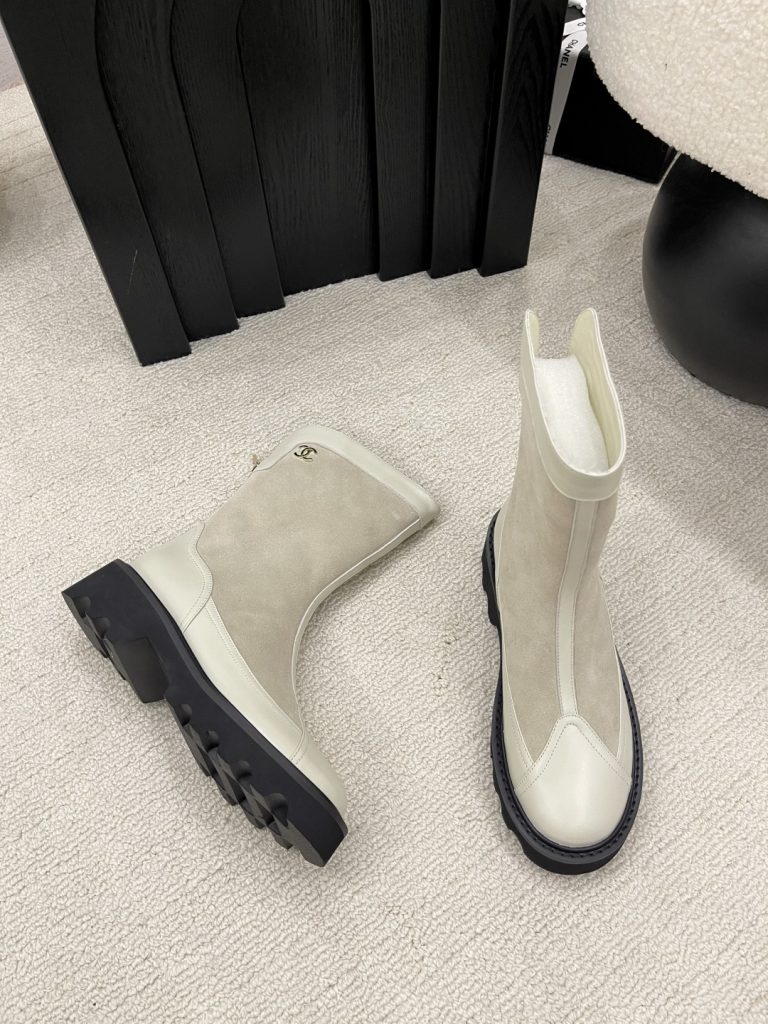 エレガントな CHANEL レディース ブーツ 2色 ブラック ホワイト 36-41 サイズ サイドジップ ファッション ブーツ 2023秋冬 新作 - 画像 3