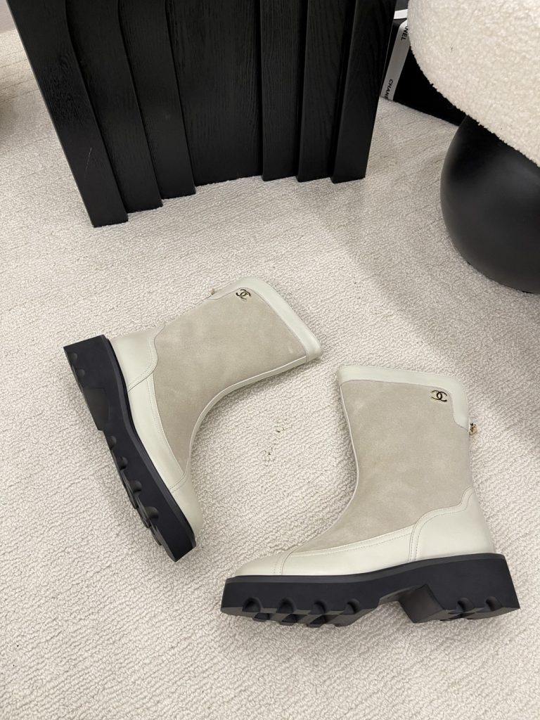 エレガントな CHANEL レディース ブーツ 2色 ブラック ホワイト 36-41 サイズ サイドジップ ファッション ブーツ 2023秋冬 新作 - 画像 6
