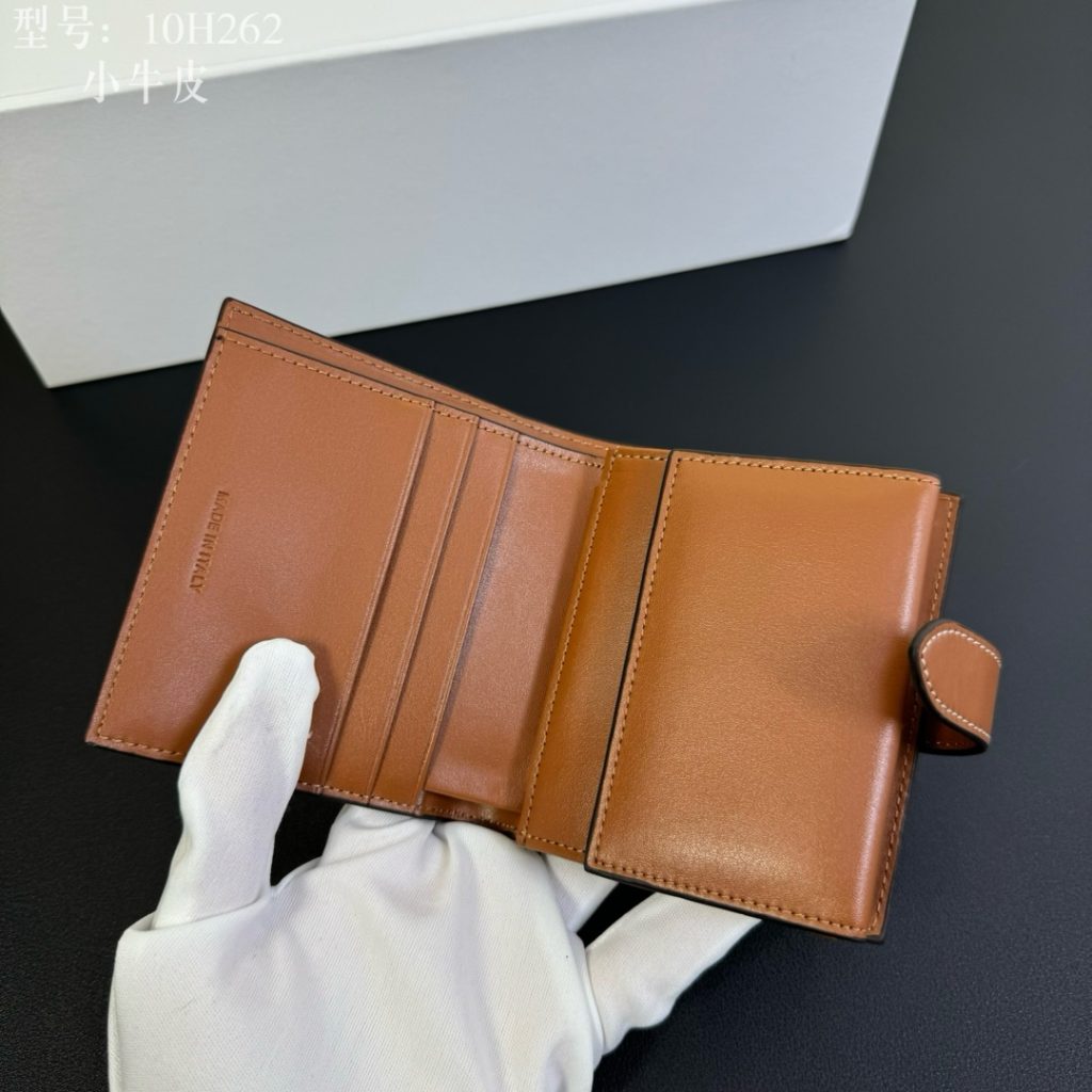 CELINE ミニウォレット 長財布 二つ折り ベージュ×ブラウン 10H262 - 画像 7
