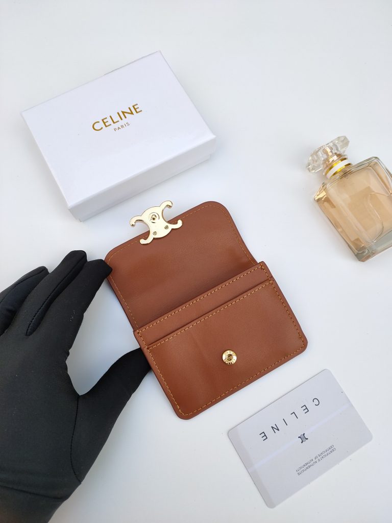 CELINE プルアップ カードケース ブラウン 1色入 - 画像 5