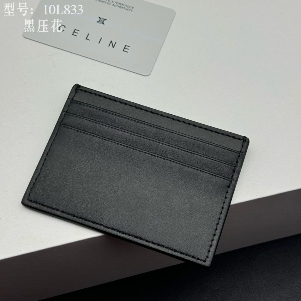 CELINE ブランドカードケース 10L833 黒 ブラック 質感抜群のレザー ミニウォレット 1枚式 カードケース - 画像 4
