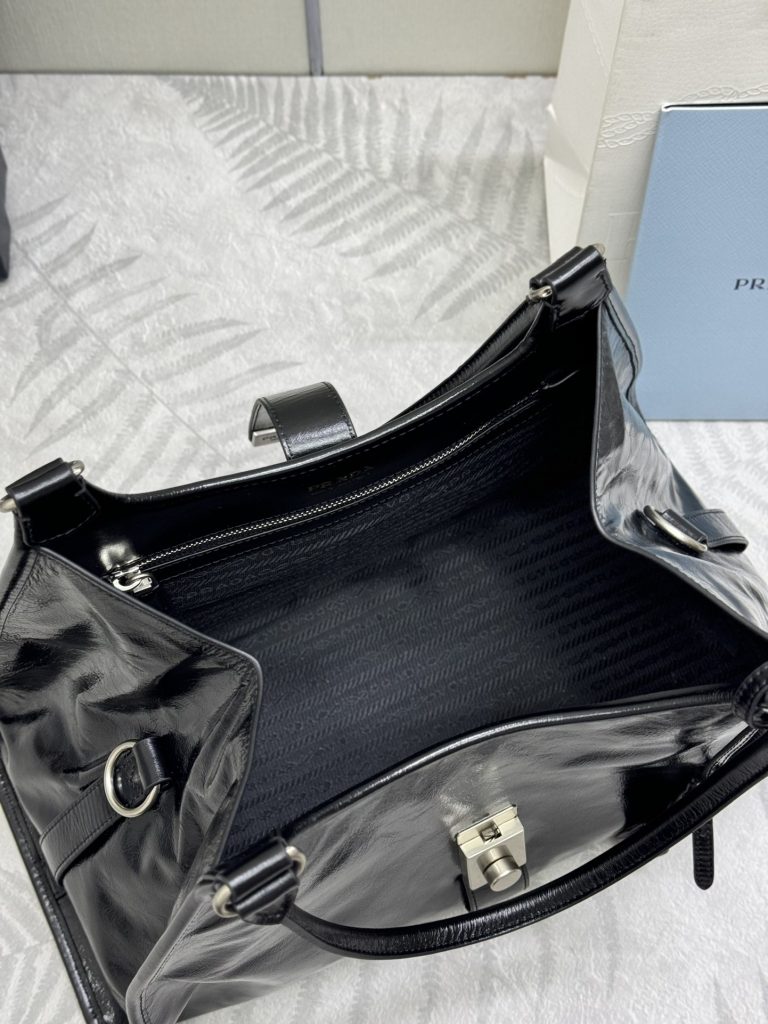 PRADA プラダ ハンドバッグ 黒 1色入 - 画像 8