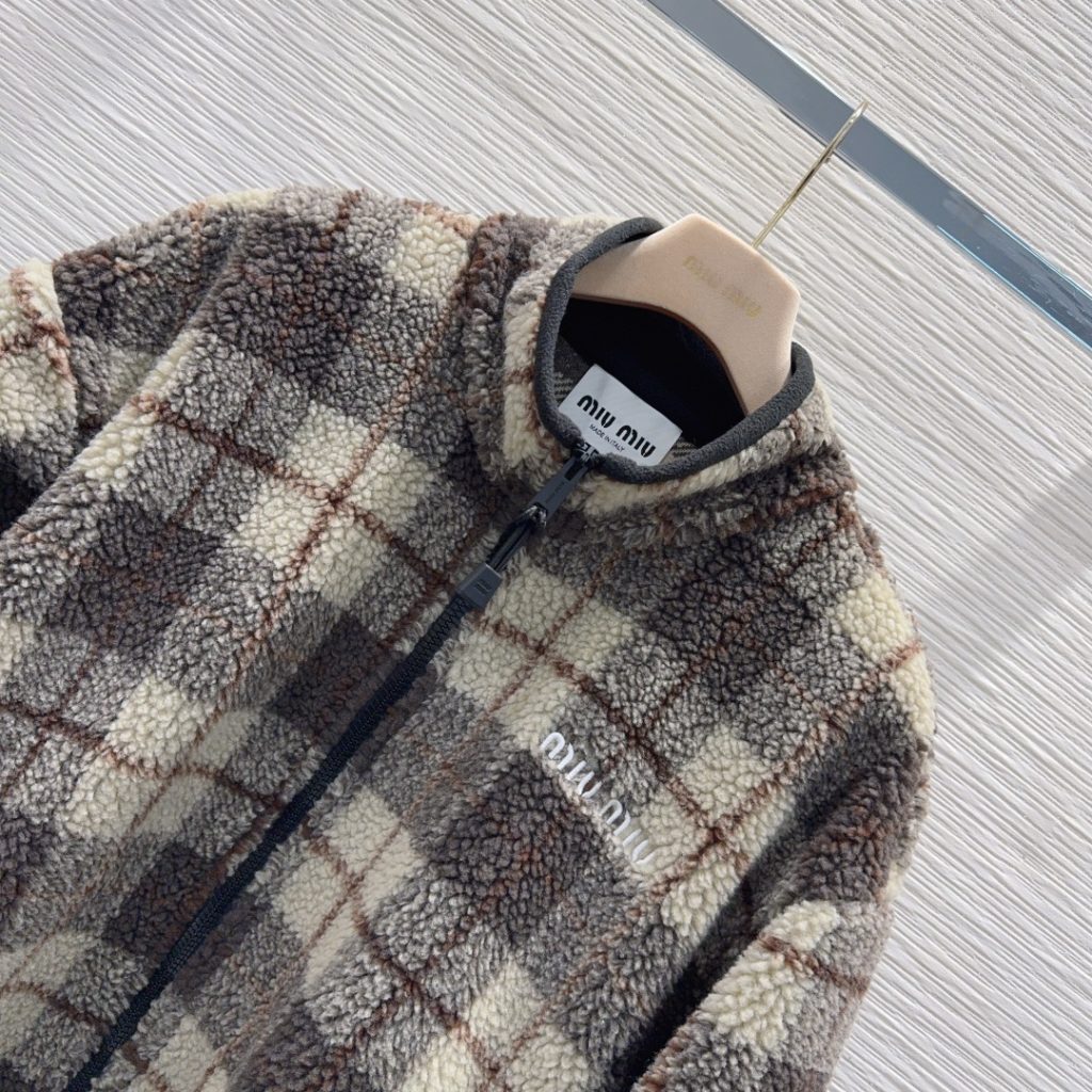 MIU MIU チェック ファー ファージャケット | ブラック ブラウン ホワイト - 画像 3