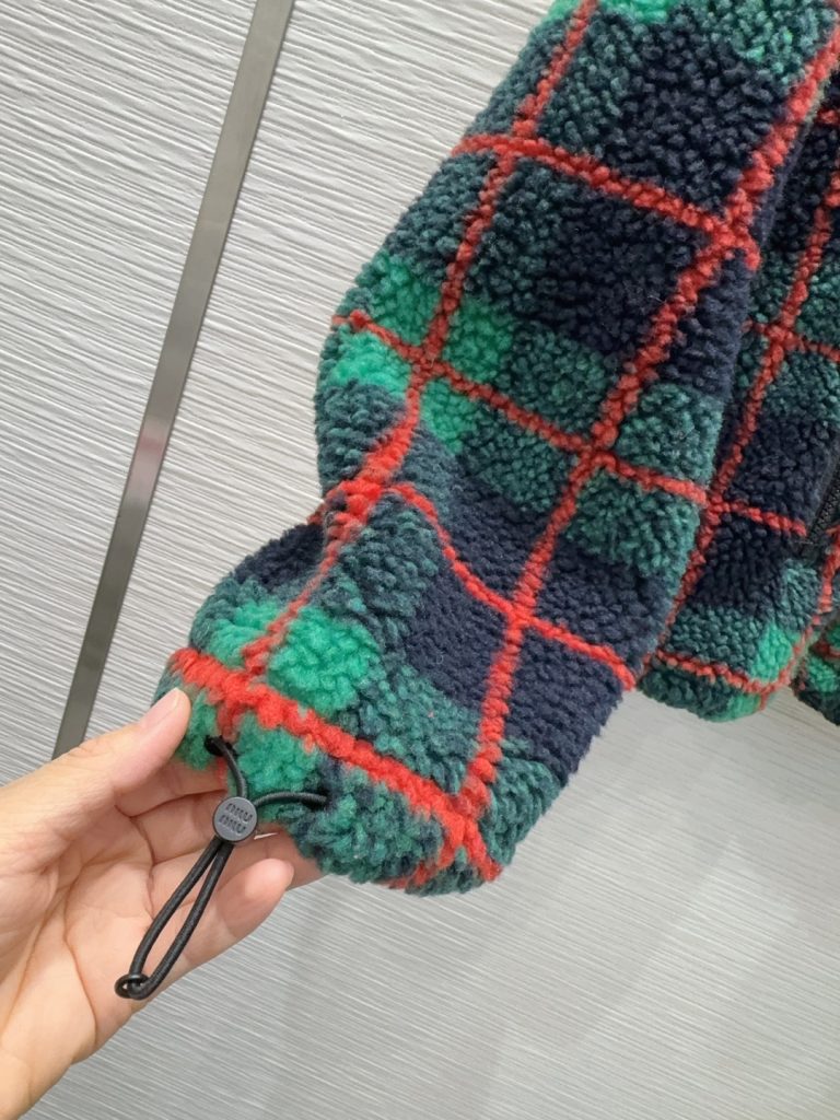 Miu Miu 2025FW フェイクファー フルジップ グレンチェック ブラック/グリーン/レッド - 画像 6