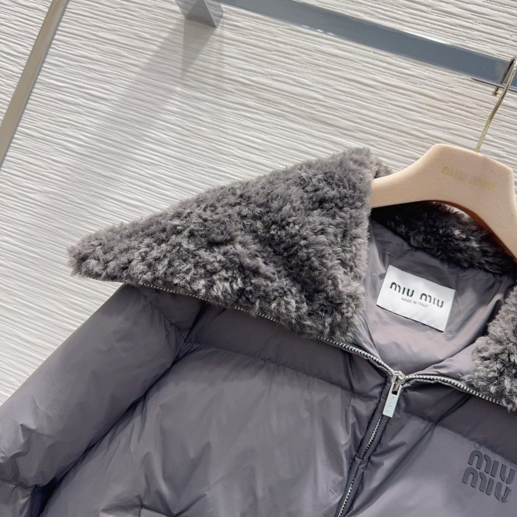 Miu Miu 510 2025FW 90白 ロゴ入り グレー - 画像 3
