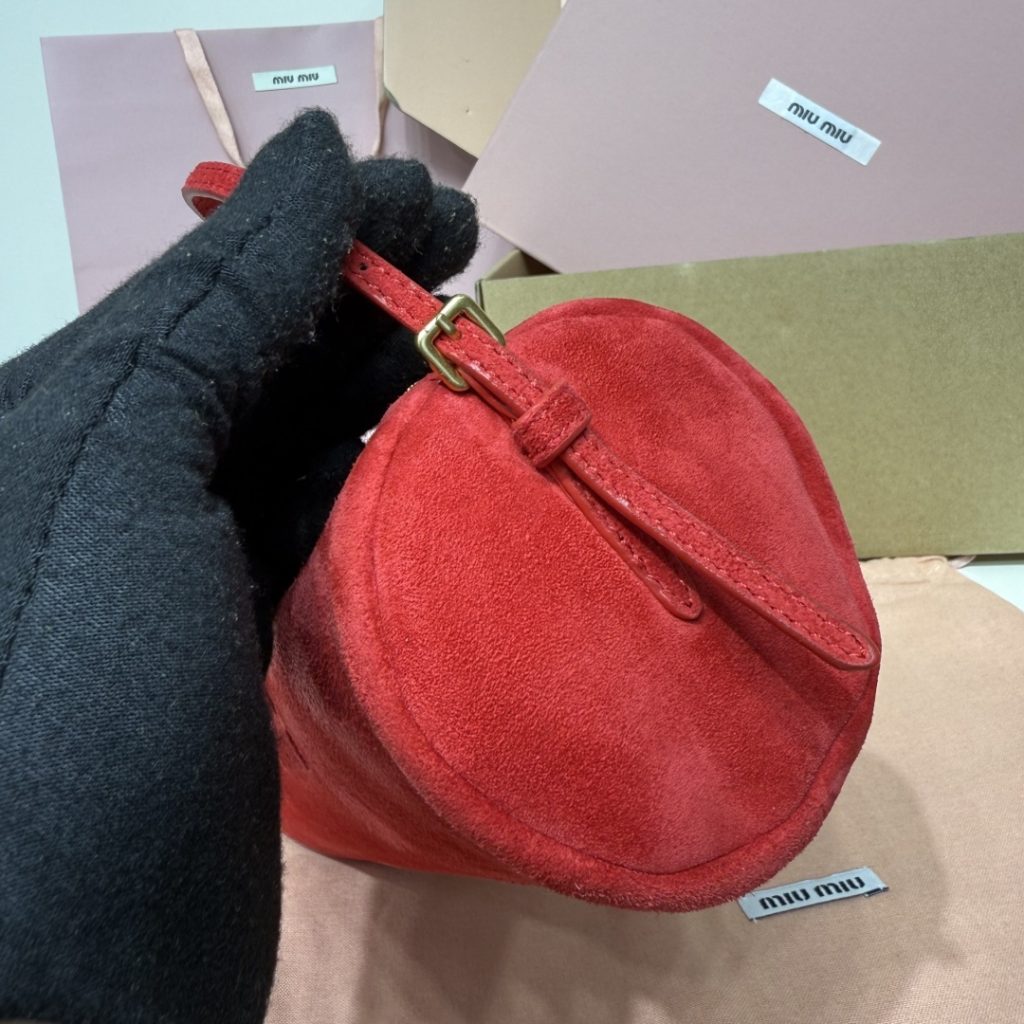 Miu Miu サイドバッグ | レッド | ファブリック | MADE IN ITALY - 画像 7