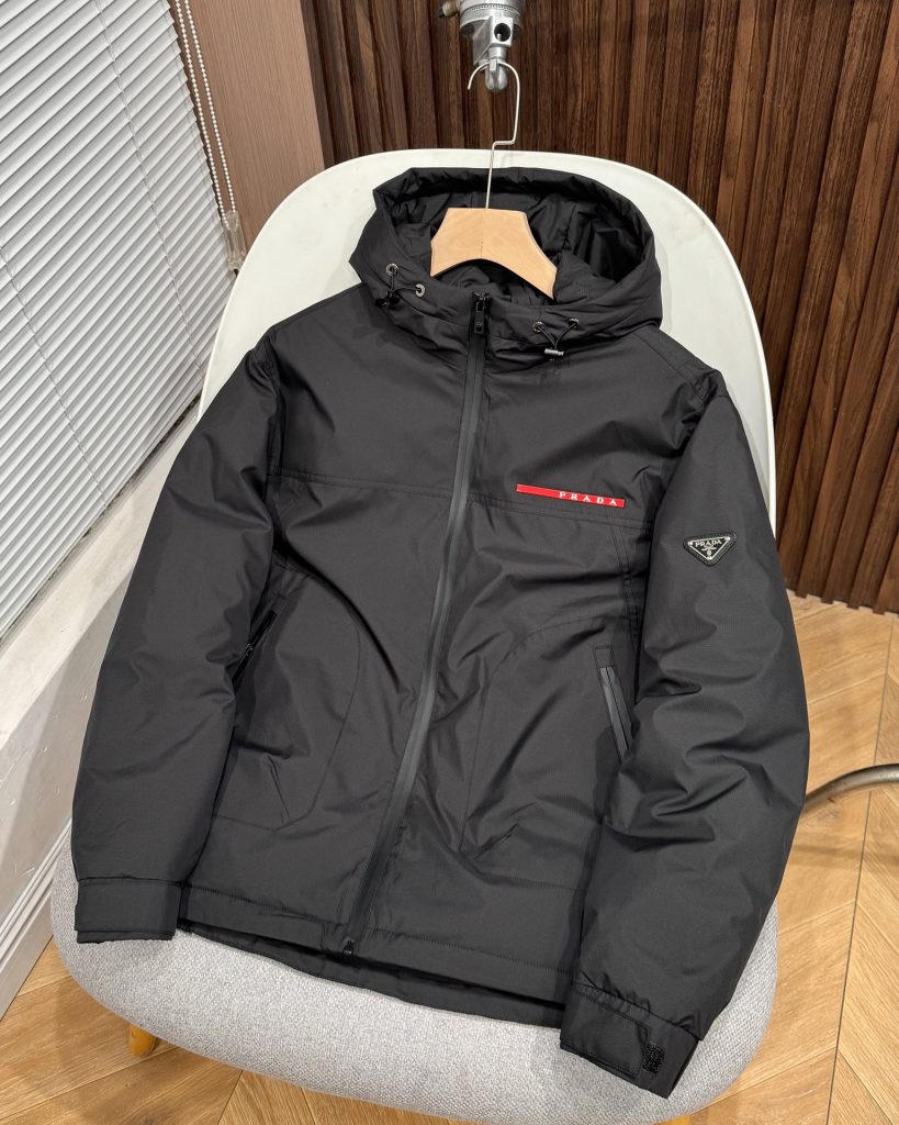 PRADA ダウンジャケット 2WAY フード付き 軽量 ブラック ネイビー ポリエステル - 画像 4
