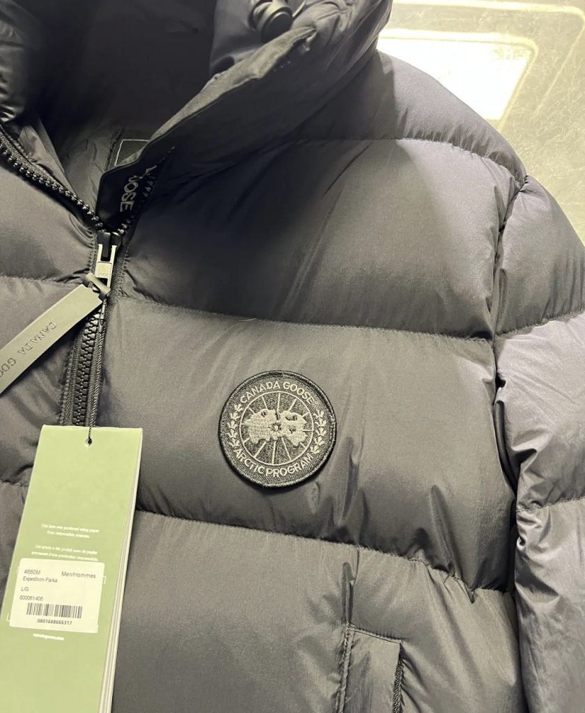 CANADA GOOSE ダウンジャケット Expeditionモデル 防寒性能高 ファッションアイテム｜仕事帰りに毎日に合わせるポイント