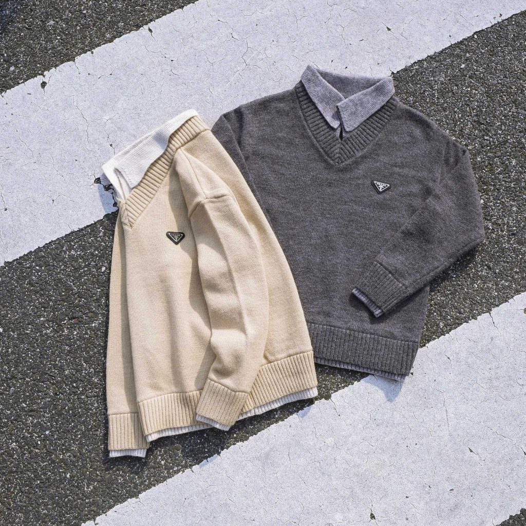PRADA セーター ポロネック デザイン オーバーサイズ カジュアル ベージュ/グレー レザートリム - 画像 8